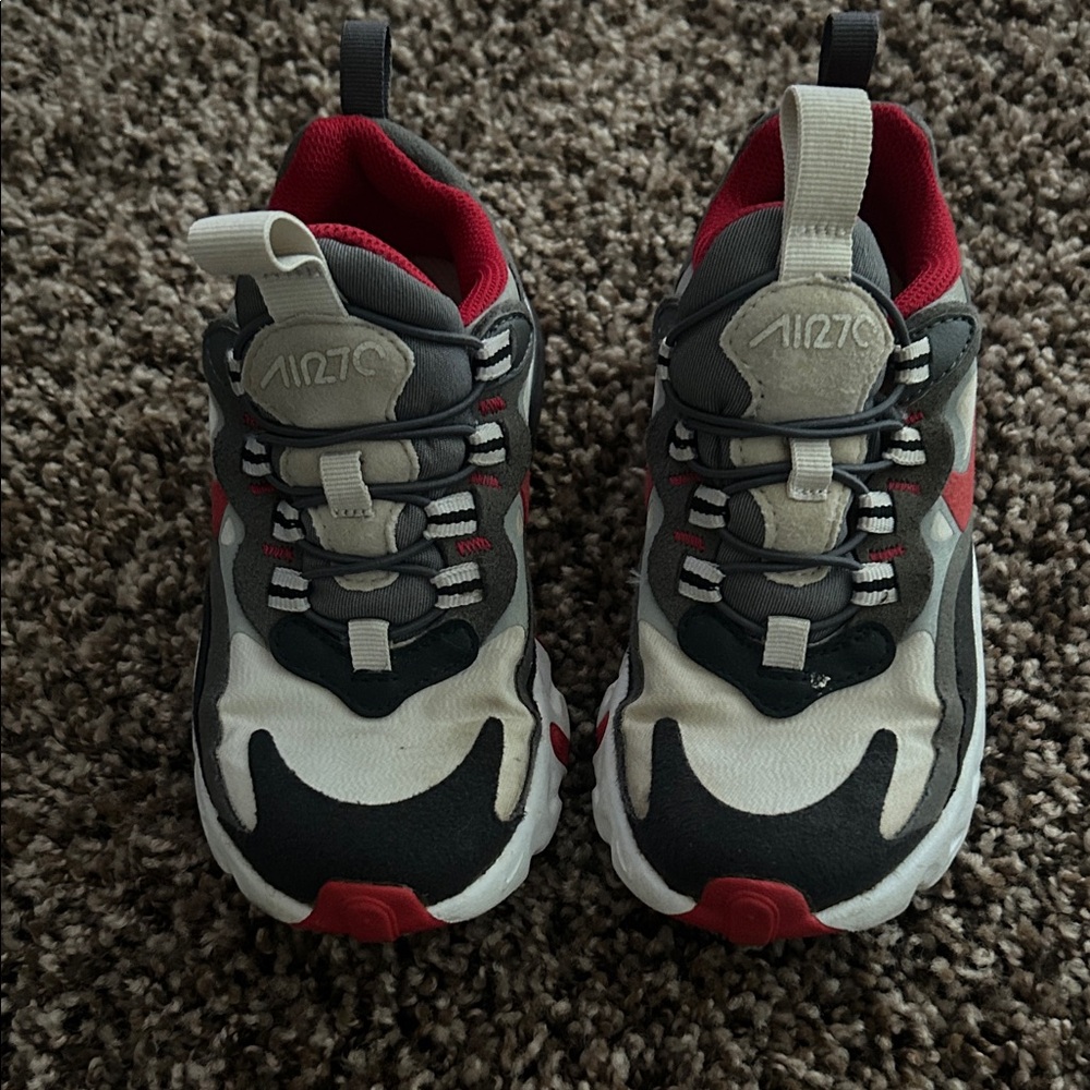 Nike Air 270 Red and Gray Sneakers